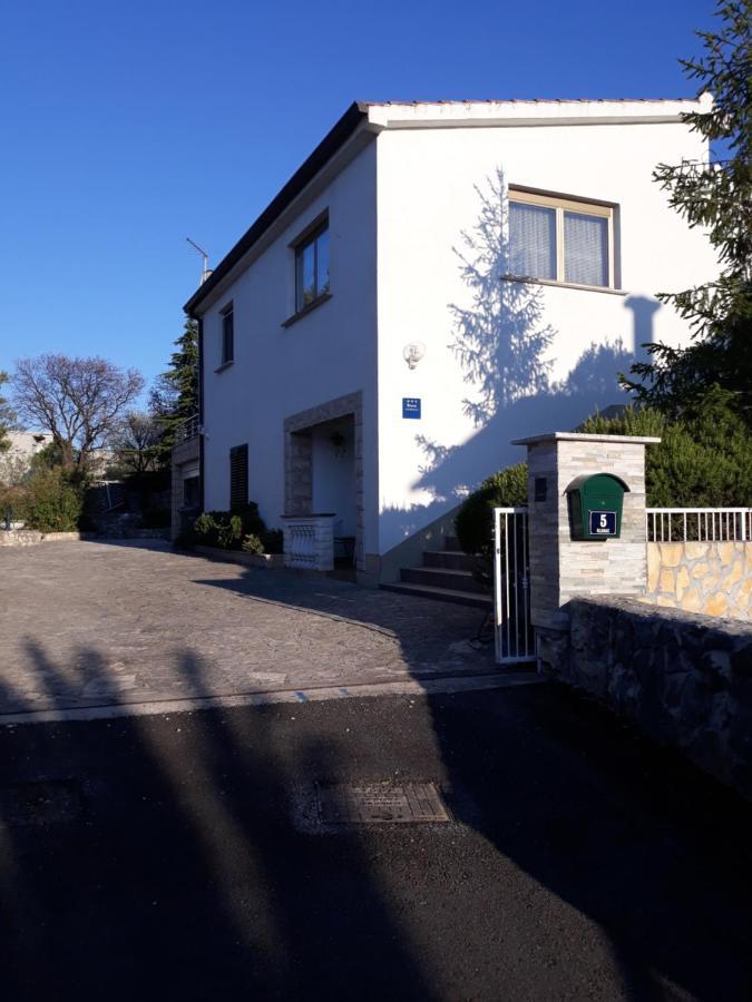 Apartment Tuja Jadrtovac エクステリア 写真