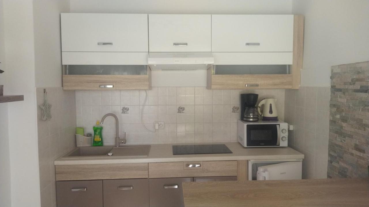 Apartment Tuja Jadrtovac エクステリア 写真