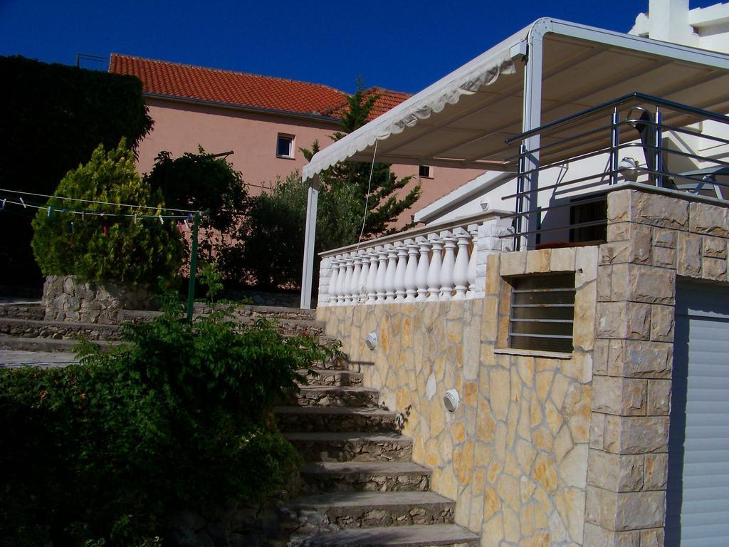 Apartment Tuja Jadrtovac 部屋 写真